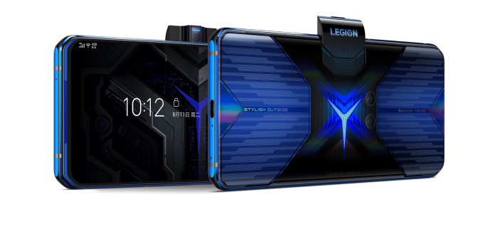 Die Hauptkamera ist ungewöhnlicherweise mittig eingebaut. (Bild: Lenovo)